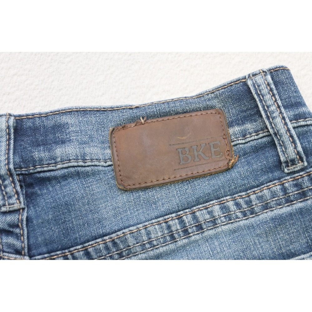 BKE‎ Jake Straight Leg Jeans Stretch Mens 32x33 Blue Denim Medium Wash